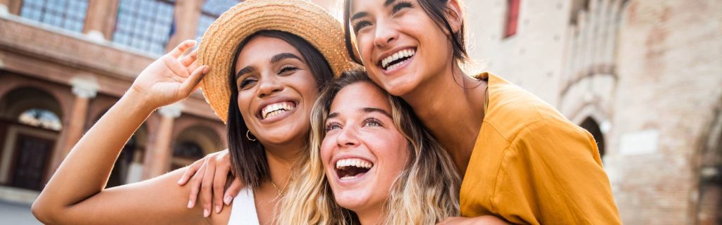 Why Bumble For Friends Is The Perfect Friendship-Finding App For Gen Z